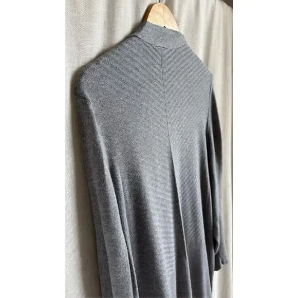 Soft Gray Ribbed Cardigan 1X Easy Throw-On Minimalist Cozy Fit - Picture 13 of 13